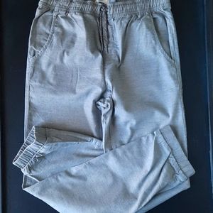 Old Navy Boy Youth Gray jogger style pants. Youth XL 14-16. Worn once.